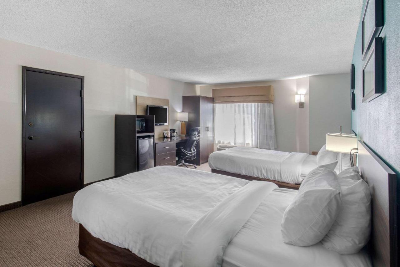 Clarion Inn & Suites Dfw North Irving Eksteriør bilde