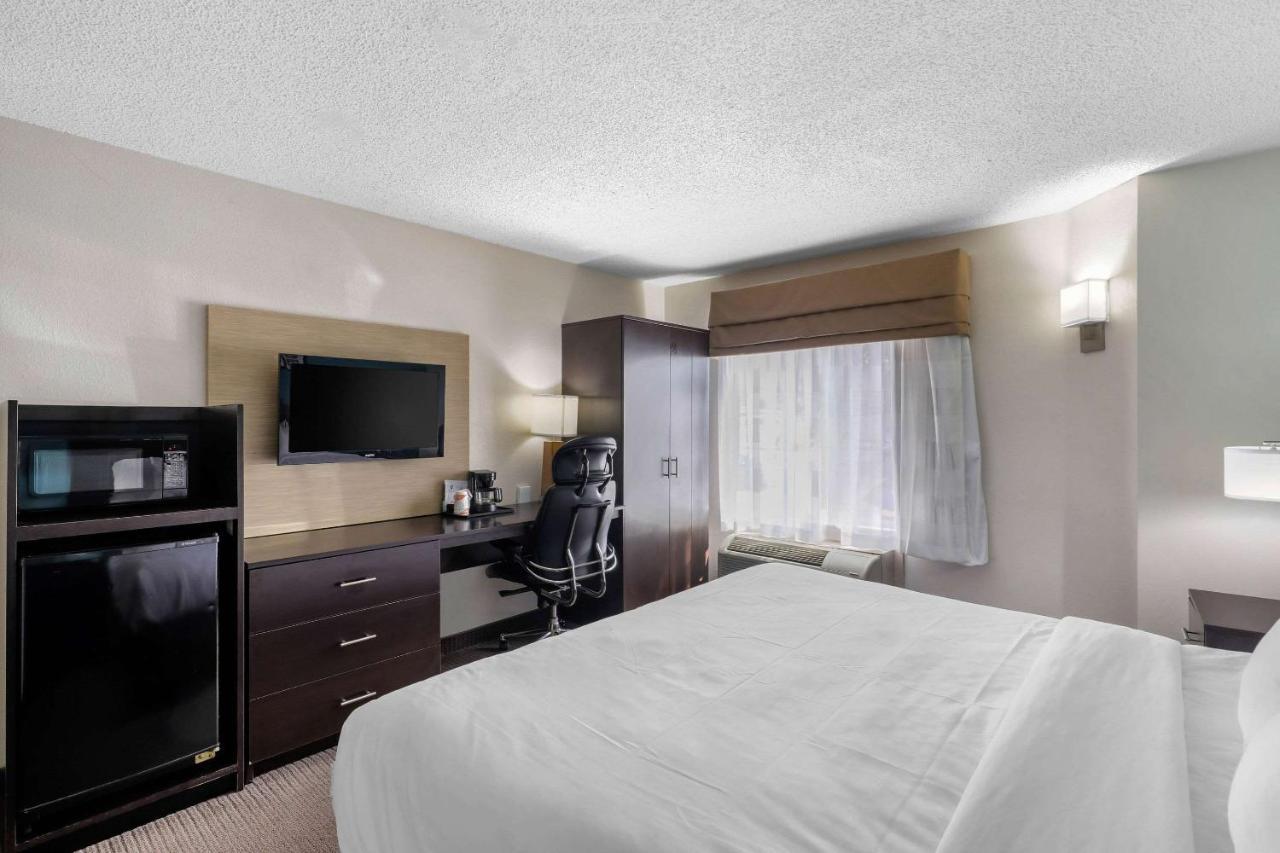 Clarion Inn & Suites Dfw North Irving Eksteriør bilde